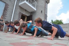 Children during the master class