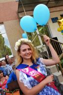 Випускниця