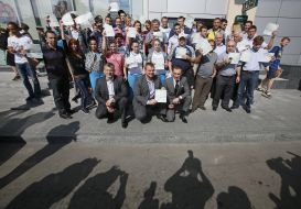 Ukrainian athletes near Branch