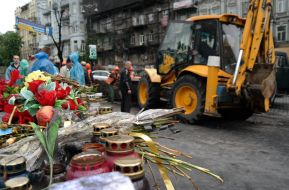 Cleaning of the streets Hrushevskoho