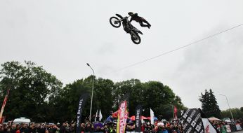 Мотокаскадер