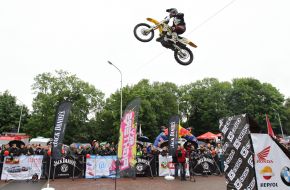 Мотокаскадер