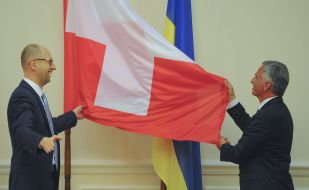 Арсеній Яценюк і Дідье Буркхальтер