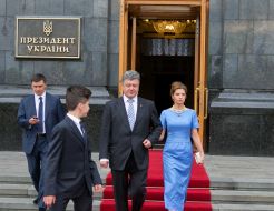 Poroshenko with his wife and son