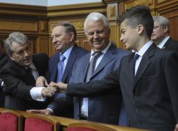 Mikhail Poroshenko, Viktor Yushchenko, Leonid Kuchma and Leonid  Kravchuk
