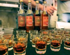 Contest of liqueurs