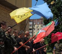People during the mourning rally