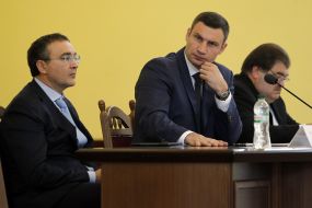 Vitali Klitschko, Vladimir Bondarenko and Igor Nikonov