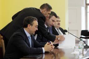 Vitali Klitschko, Vladimir Bondarenko and Igor Nikonov