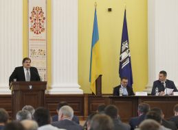 Vitali Klitschko, Vladimir Bondarenko and Igor Nikonov