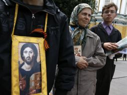 Participants of the Cross procession