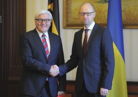 Arseniy Yatsenyuk and Frank-Walter Steinmeier