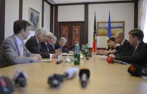 Arseniy Yatsenyuk and Frank-Walter Steinmeier