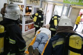 Fire and tactical exercises on Zhitniy market