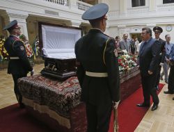 Церемония прощания с Иваном Плющом