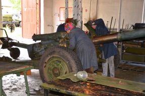 Ремонт військової техніки