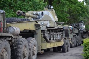 Військова техніка
