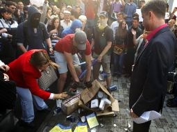 Participants in the action against the policy of the newspaper "Vesti"