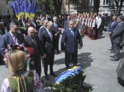 Wreath-laying ceremony