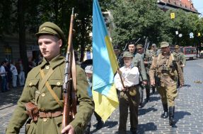 Участники "Парада военно-исторических реконструкций"