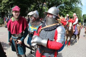 Участники "Парада военно-исторических реконструкций"