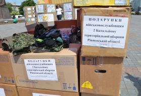 Action on gathering of clothing for soldiers