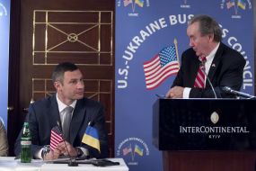 Vitaliy Klichko and Morgan Williams