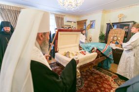 Церемония прощания с митрополитом Владимиром