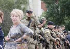 Ukrainian servicemen in Slavyansk