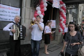 Акція біля Апеляційного суду Львівської області