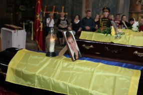 Farewell ceremony with military dead under Zelenopillya