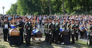 Церемонія прощання із загиблими під Зеленопіллям військовими