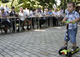 Session of simultaneous chess