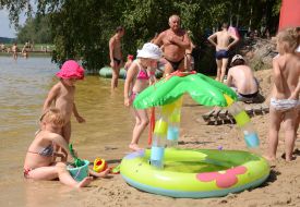 Дети на пляже