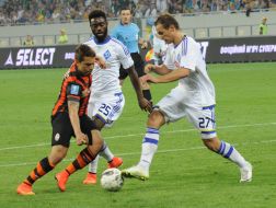 Playing moment of the match