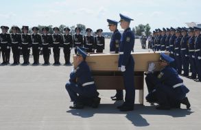 Farewell ceremony with the bodies of dead passengers of the aircraft "Boeing 777"