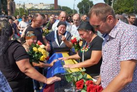 Церемония прощания с погибшим военнослужащим