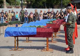 Церемония прощания с погибшими военнослужащими