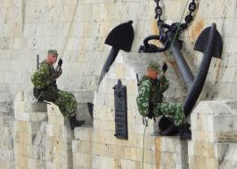 Free performances of Marines