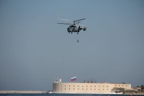 Вертолет ВМС РФ
