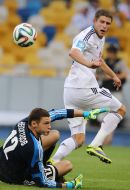 Artem Kravets and Dmitriy Nepogodov