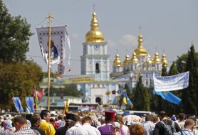 Religious procession in Kiev