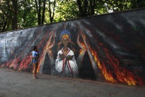 Heaven Hundred Heroes' memorial graffiti in Poltava