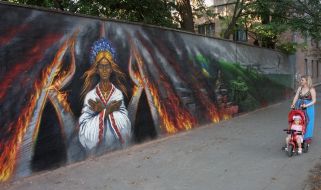 Heaven Hundred Heroes' memorial graffiti in Poltava