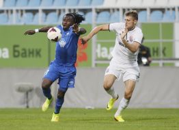 Playing moment of match