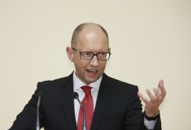 Арсений Яценюк