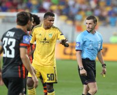 Darijo Srna, Zhazha Coelho and Yuri Mozharovsky