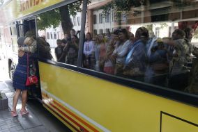 Бойцы батальона "Азов" в автобусе