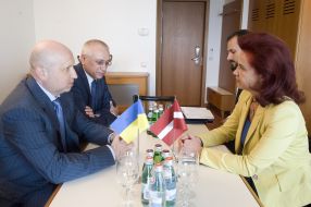 Aleksandr Turchinov and Solvita Aboltinja