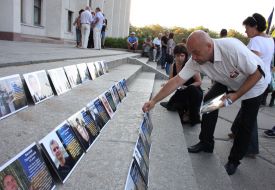 Photos of Heavenly hundreds heroes